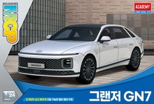Academy 15620 1:24 Hyundai